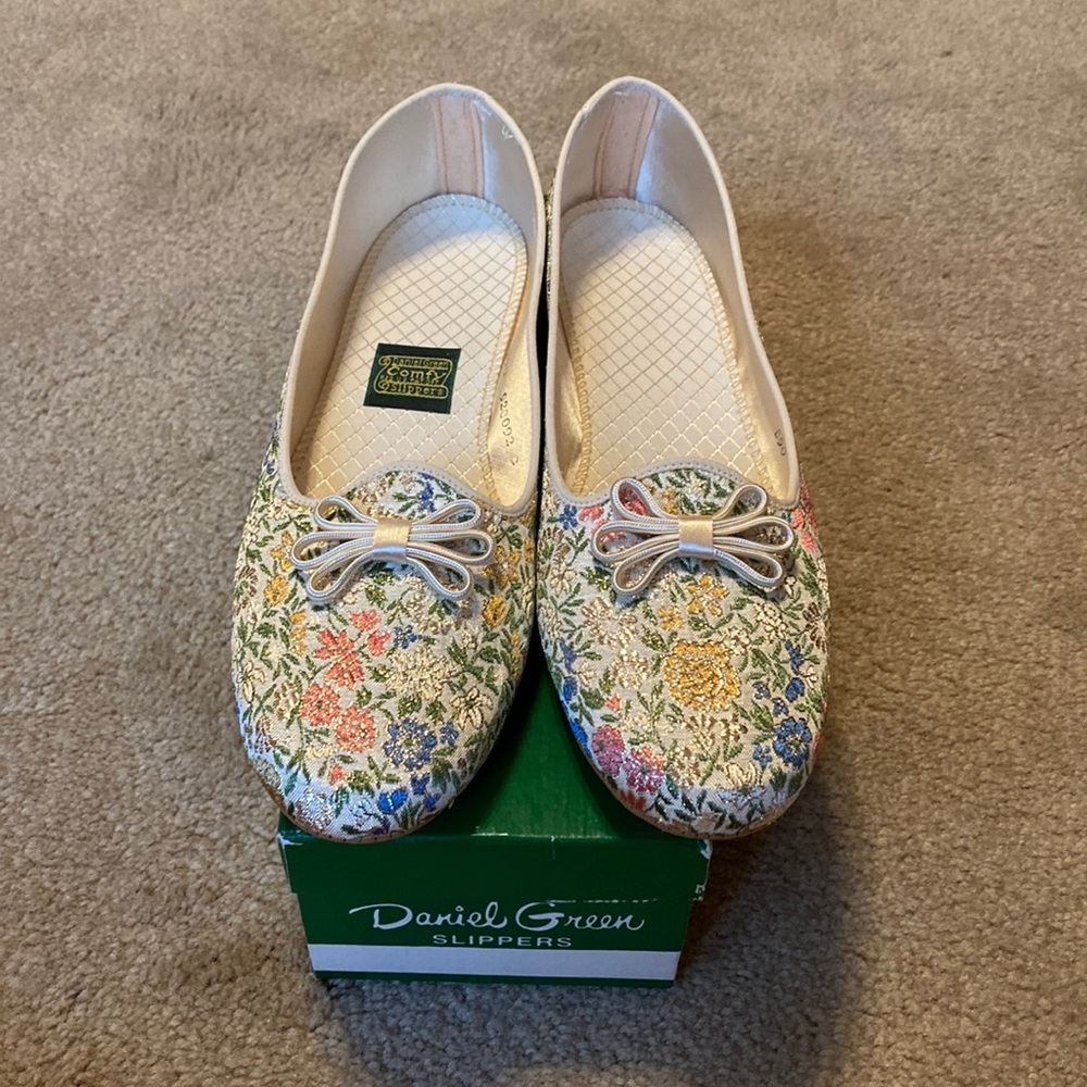 Daniel Green Slippers